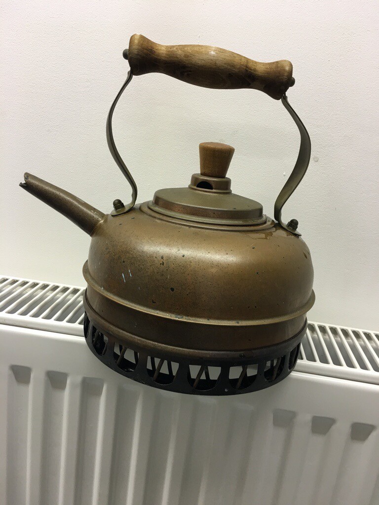 Copper kettle with lid in Whitchurch, Bristol Gumtree
