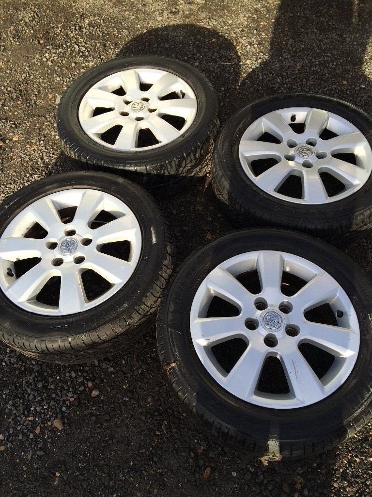 Vauxhall zafira alloy wheels 5 stud 205 55 16 very good condition no kerbing etc in