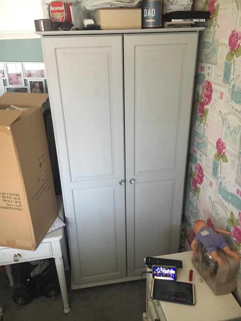 shabby chic dove grey wardrobe in Sidcup, London Gumtree