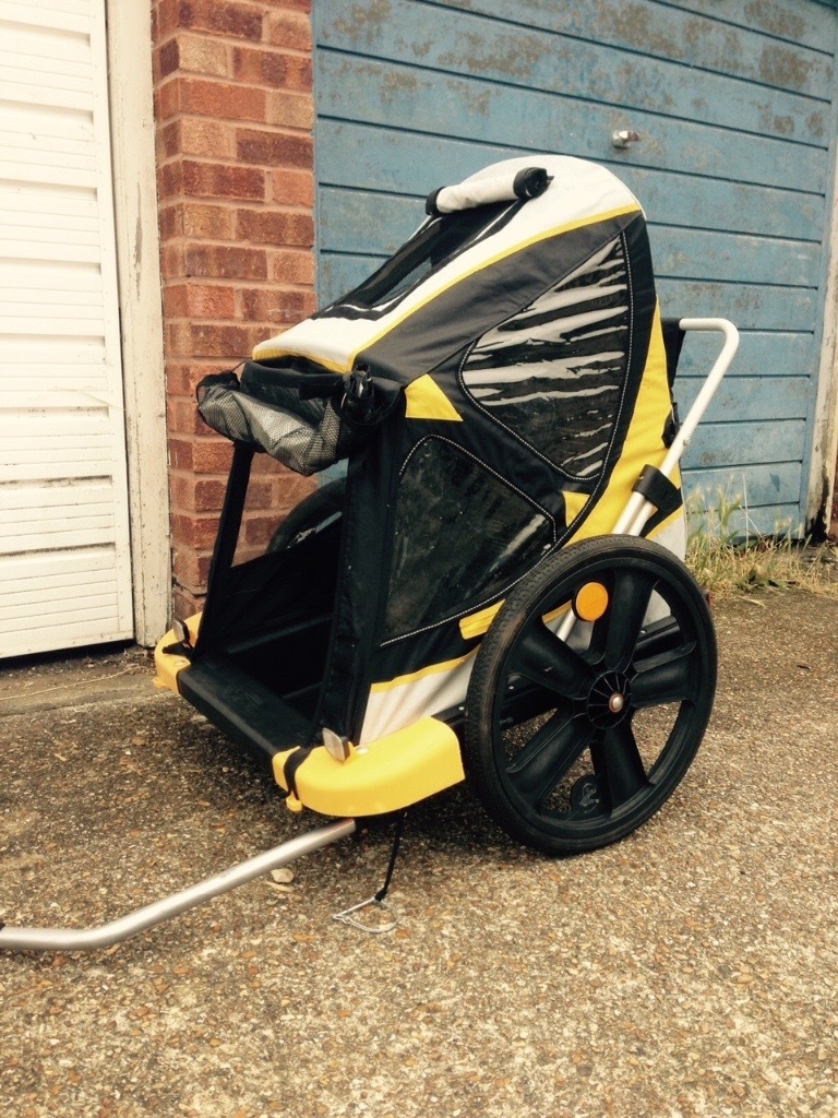 Bellini bike trailer / taxi ride for 2 kids, attaches to an adults bike