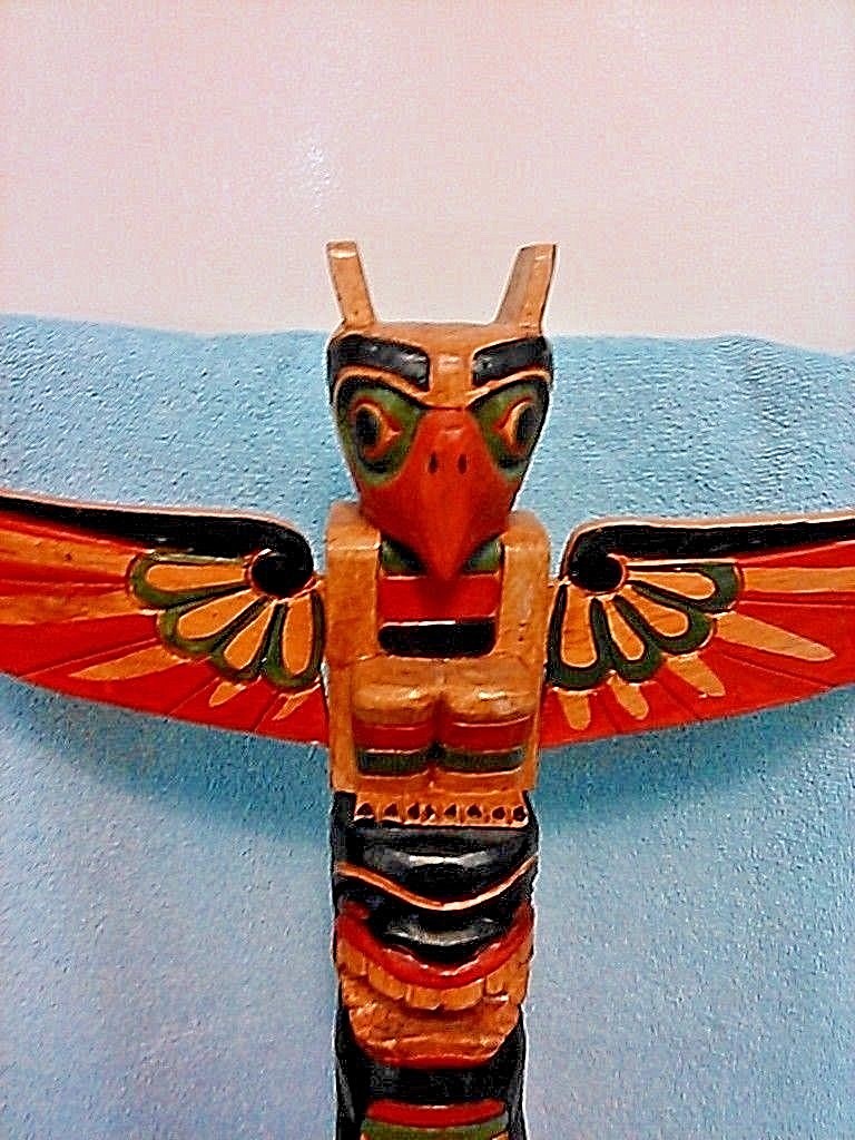 Vintage Native American Hand Carved 19.5
