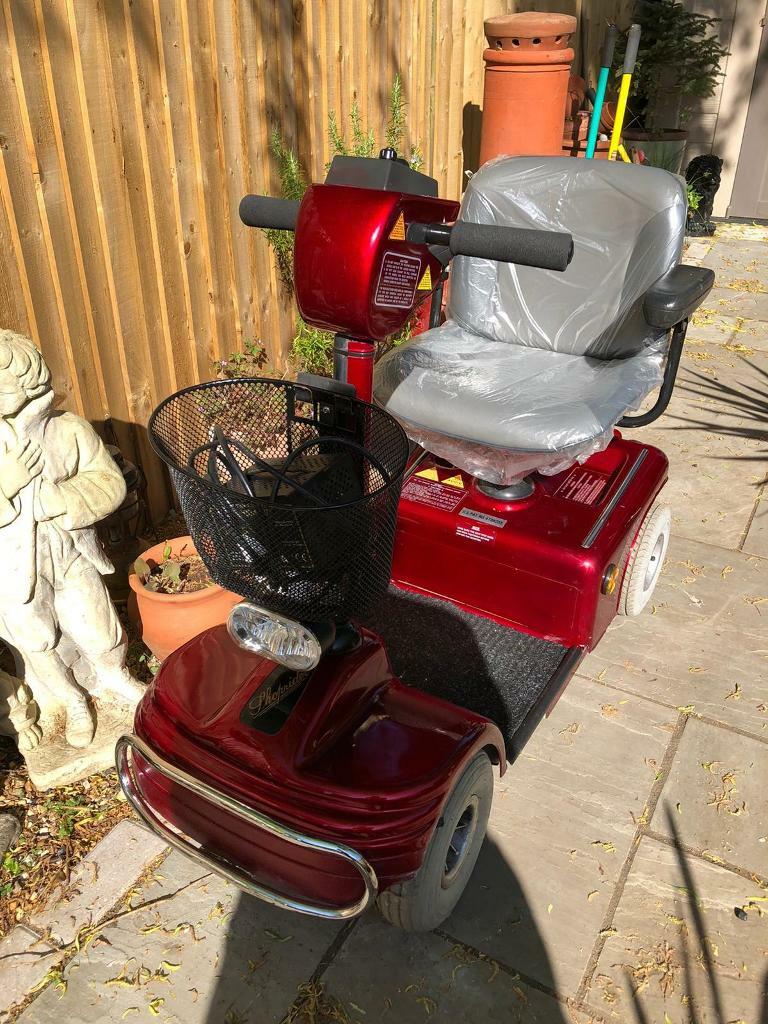 Mobility scooter ideal for shops can deliver in Uxbridge, London