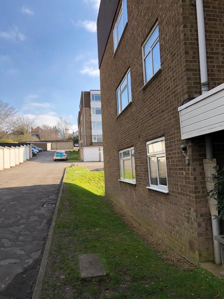 2 Bed Flat to Rent in Preston Park in Brighton, East Sussex Gumtree