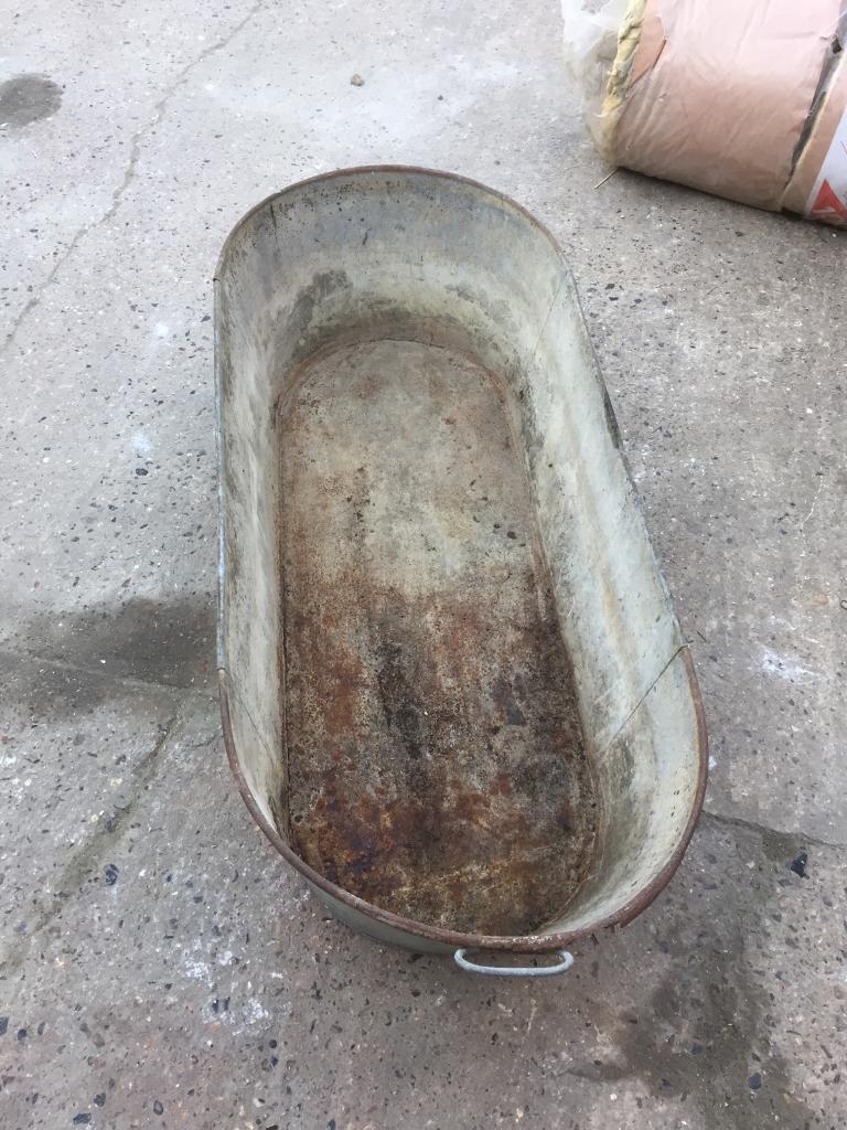 Old tin bath in Steyning, West Sussex Gumtree