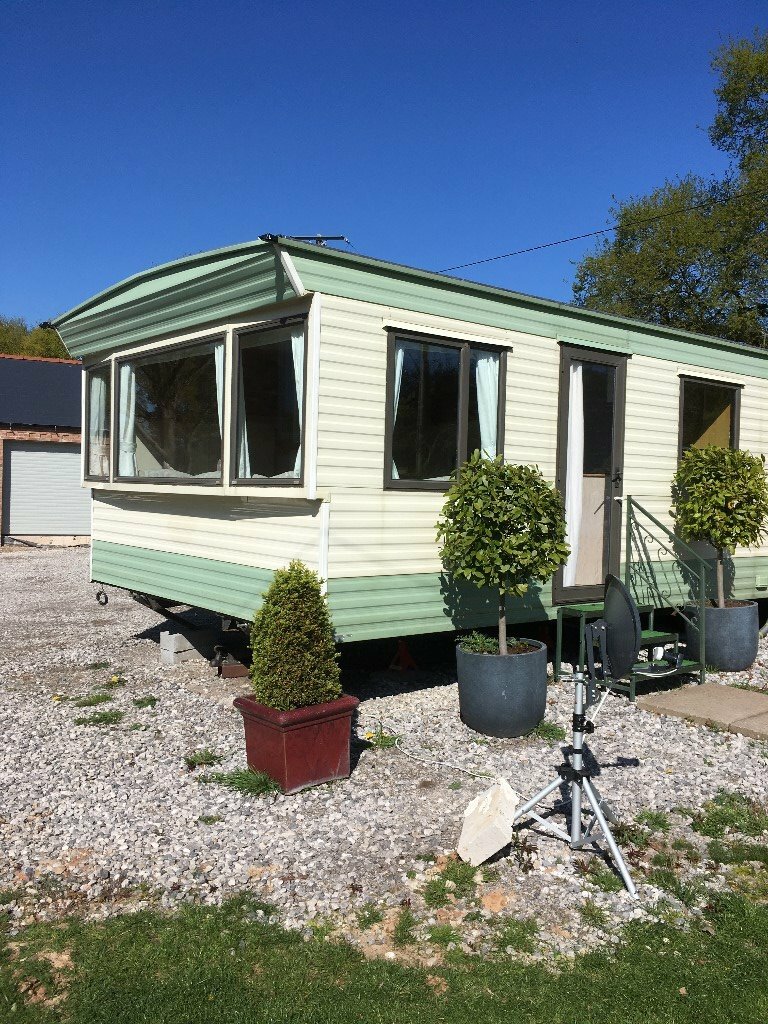 USED STATIC CARAVAN FOR SALE. COSALT CLIMATE, 37' X 12' in Crewe