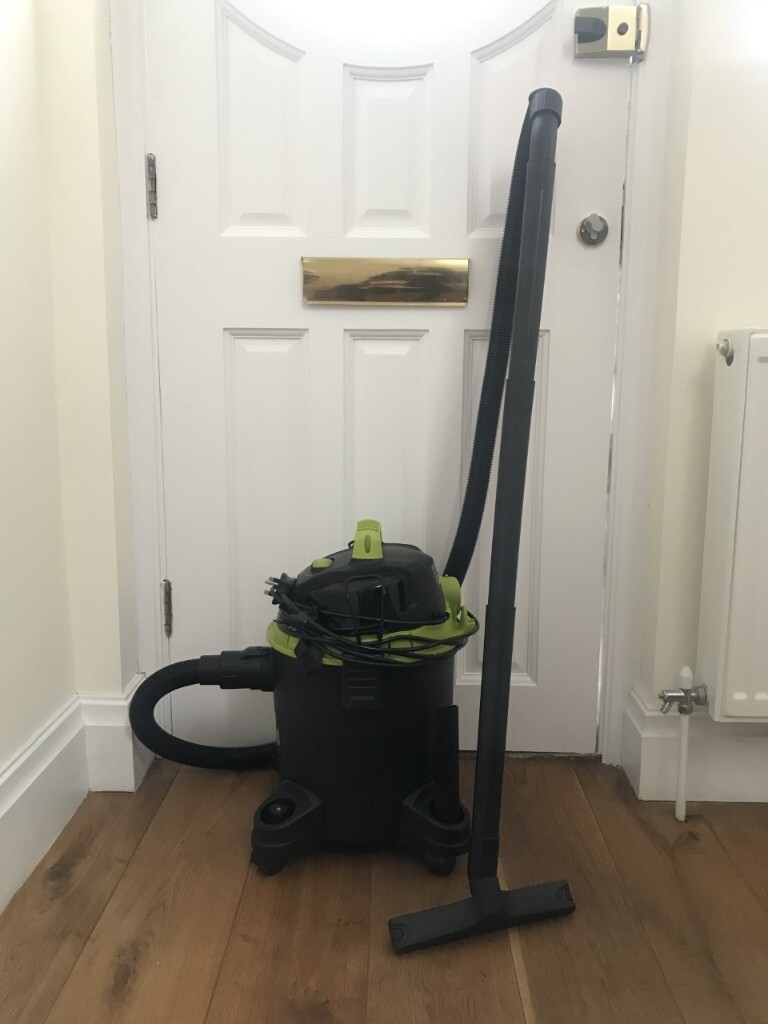 Vacuum Cleaner Guild 16 Litre Wet and Dry 1300W in Fallowfield