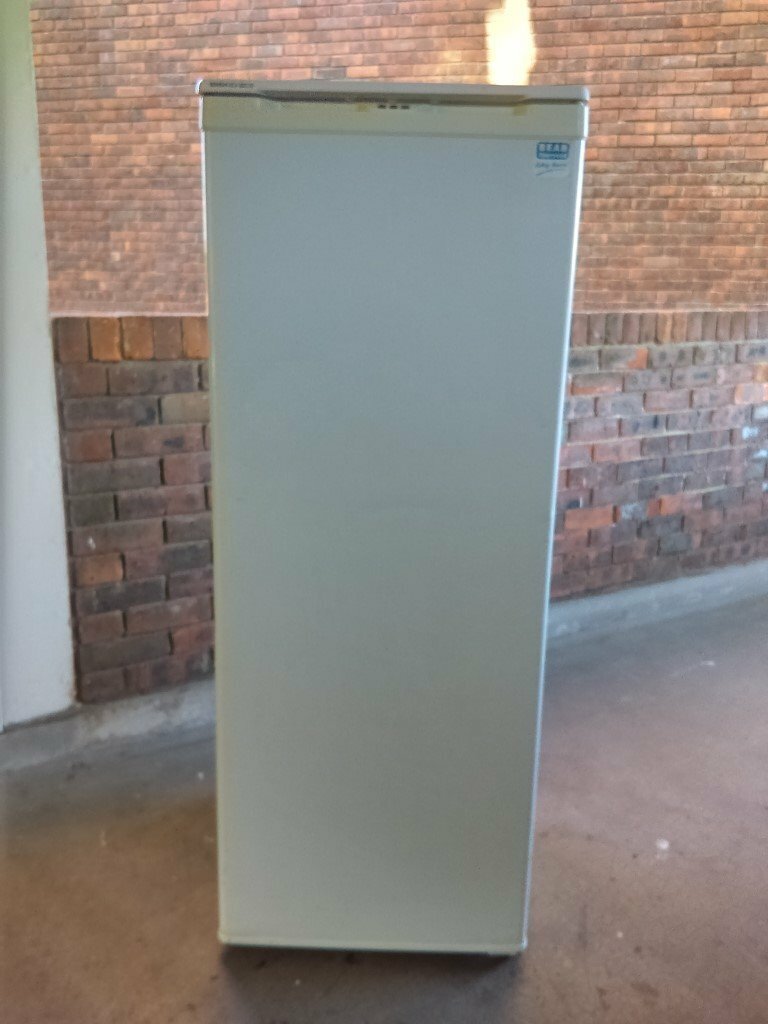 Beko larder 145 cm high fridge ***Can Deliver*** in South East London