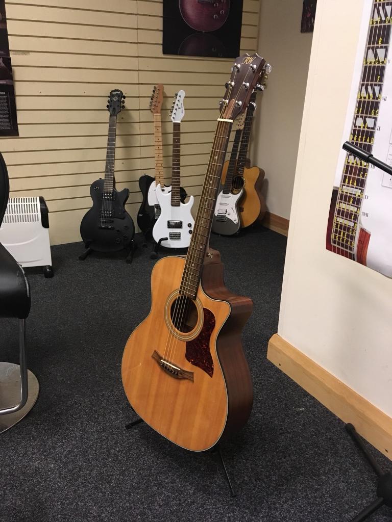 Richwood Acoustic Guitar 314ce in Halifax, West Yorkshire Gumtree