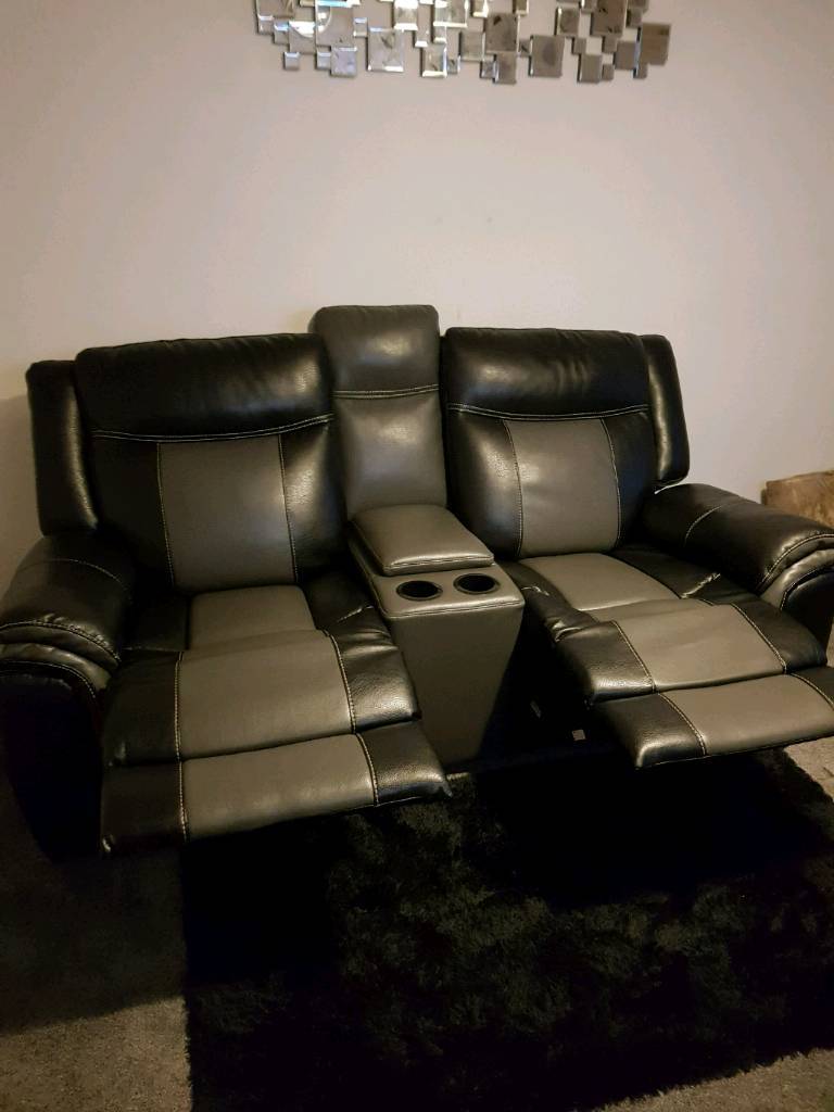 Nearly new SCS leather reclining 2 seat Sofa with 2 drinks holder's and