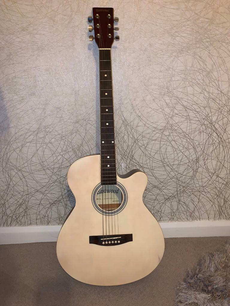 Eastwood la125 electro acoustic guitar in Peterlee, County Durham