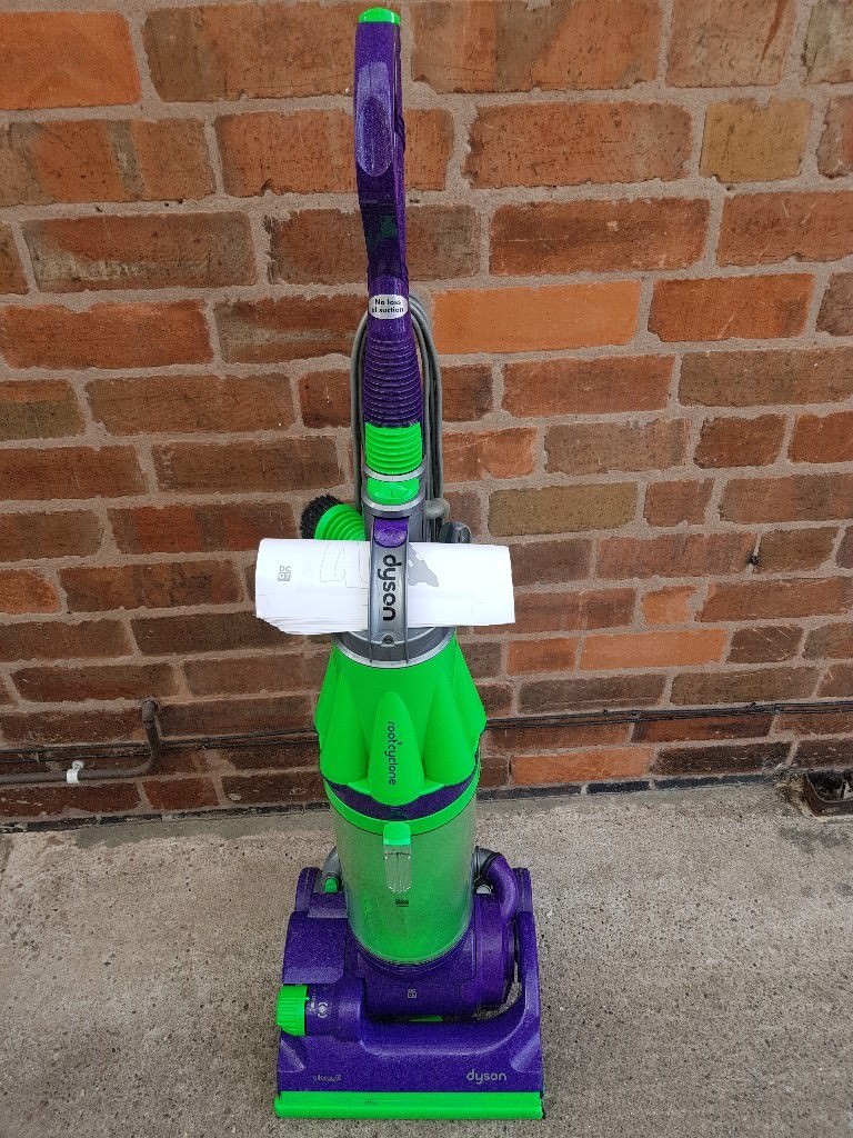 Dyson DC07 Upright Vacuum Cleaner (1) in Nuneaton, Warwickshire Gumtree