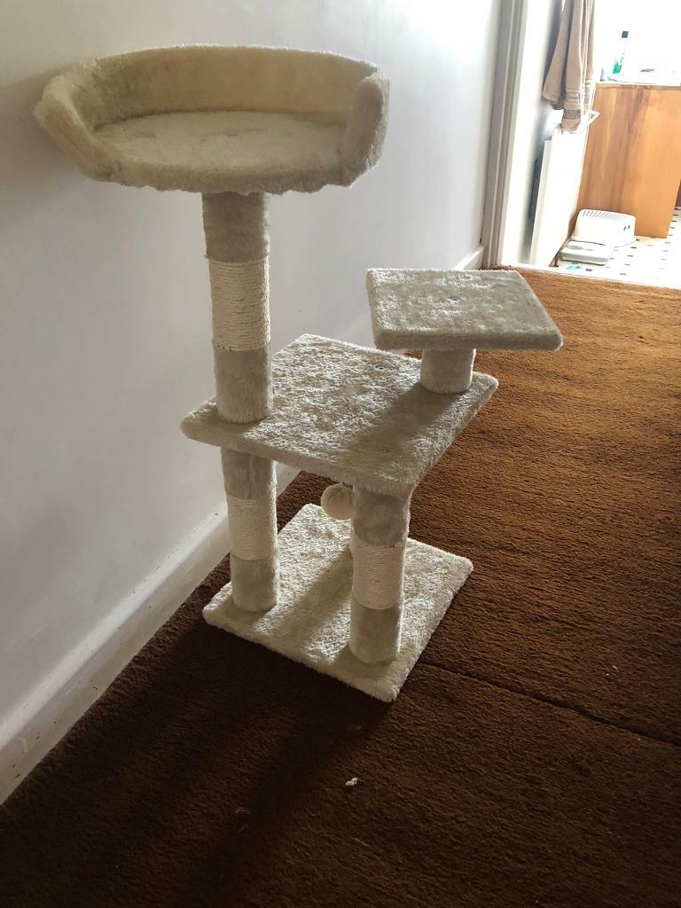 Nearly new cat tower in Fleckney, Leicestershire Gumtree