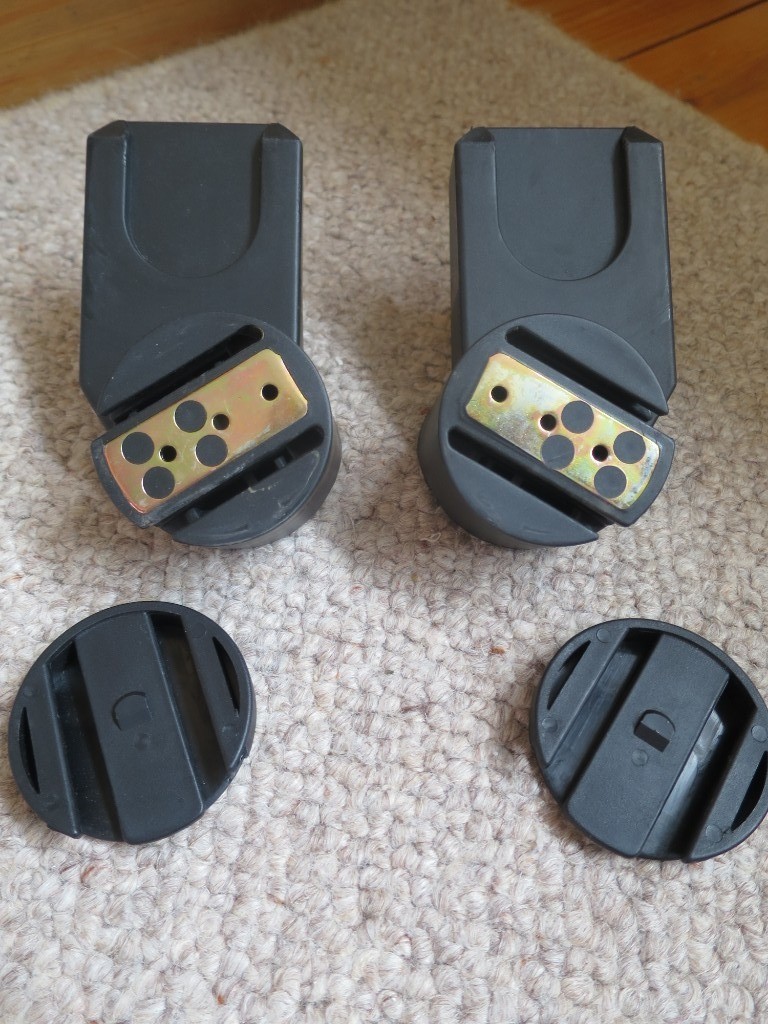 Maxicosi car seat adaptors for quinny zapp in Cambridge