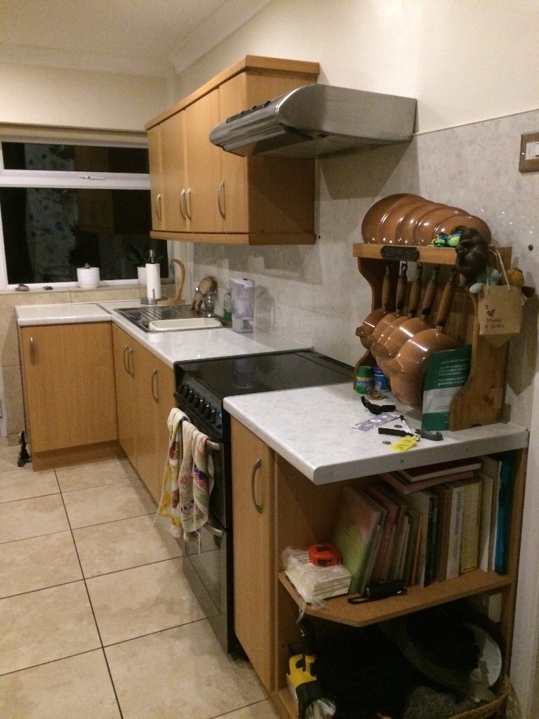 Kitchen Cupboards Gas Cooker etc in Cleethorpes, Lincolnshire Gumtree