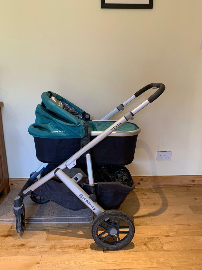 UPPAbaby Vista pushchair and carrycot in Epsom, Surrey Gumtree