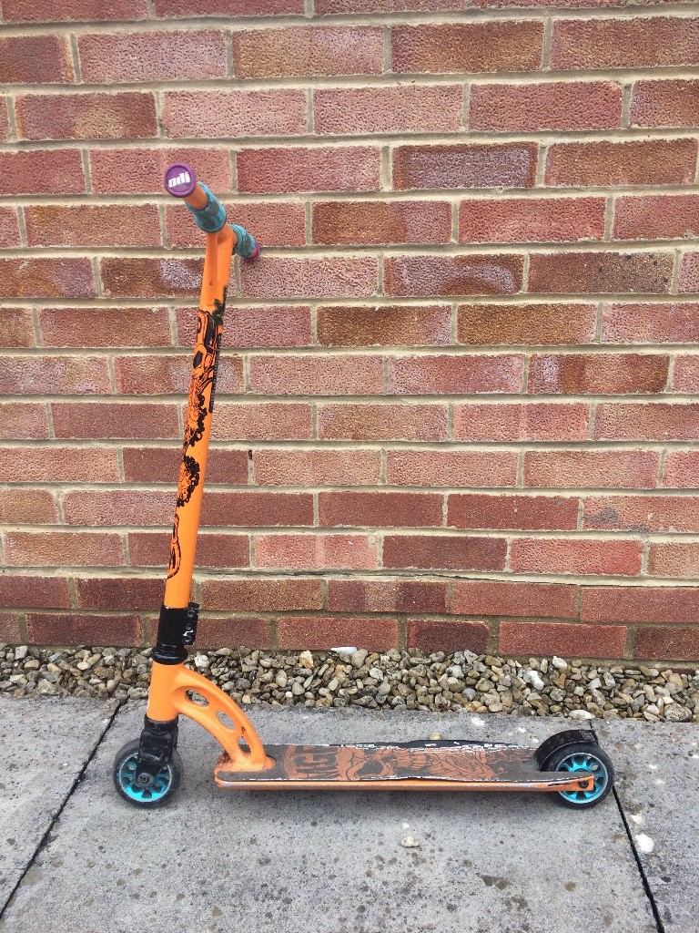MGP Kick Extreme Pro Edition Stunt Scooter, Orange in Wroughton