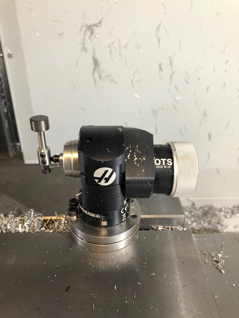 Haas VF-6SS, 12k rpm, 4th drive, probes, travel 64x32x30 excellent condition