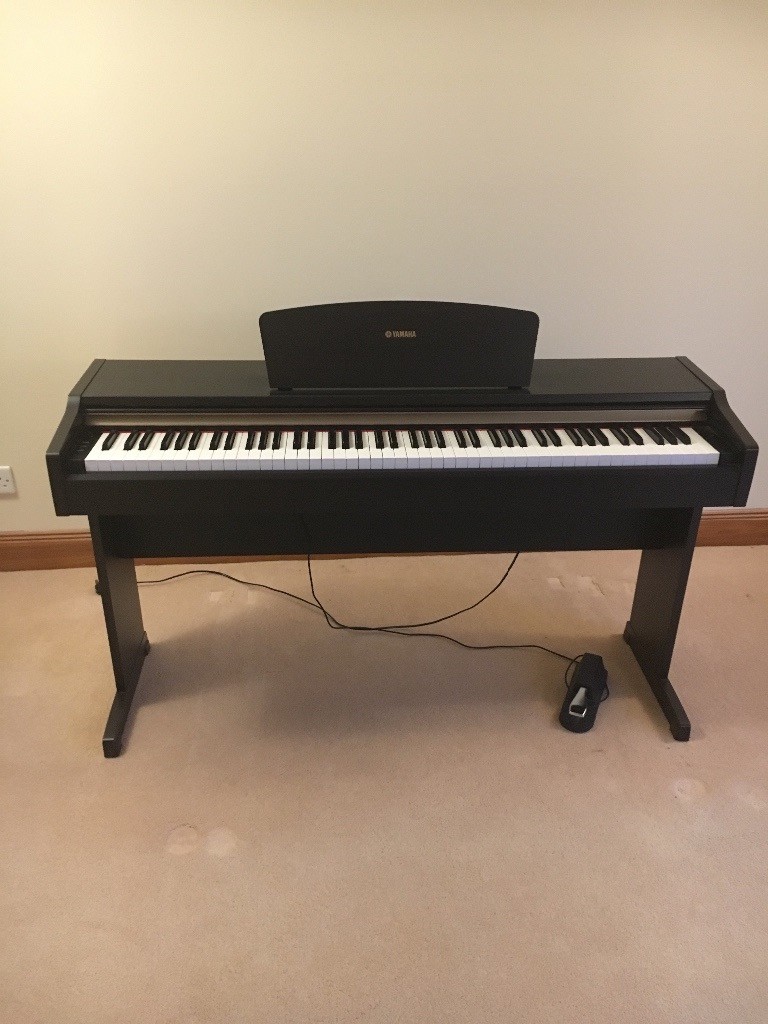 Yamaha electric piano for sale in excellent condition. in