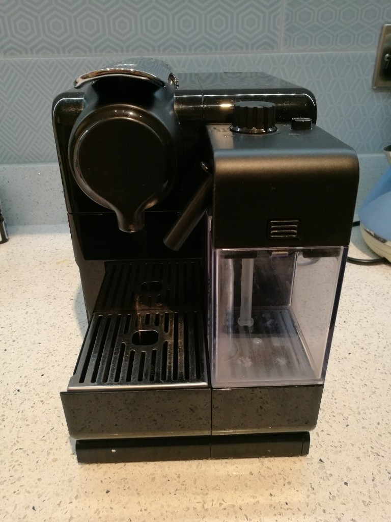 Nespresso Delonghi Machine with Milk Froth Attachment in Stockwell