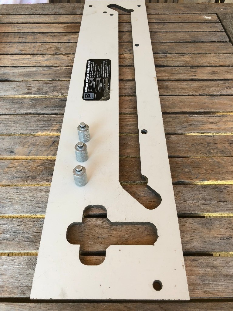 Pro Worktop Jig (B&Q's Own Brand) complete with Dowels(open to sensible