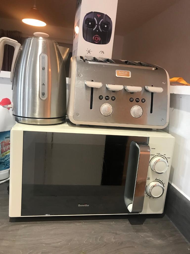 Toaster Kettle Microwave in Milnrow, Manchester Gumtree