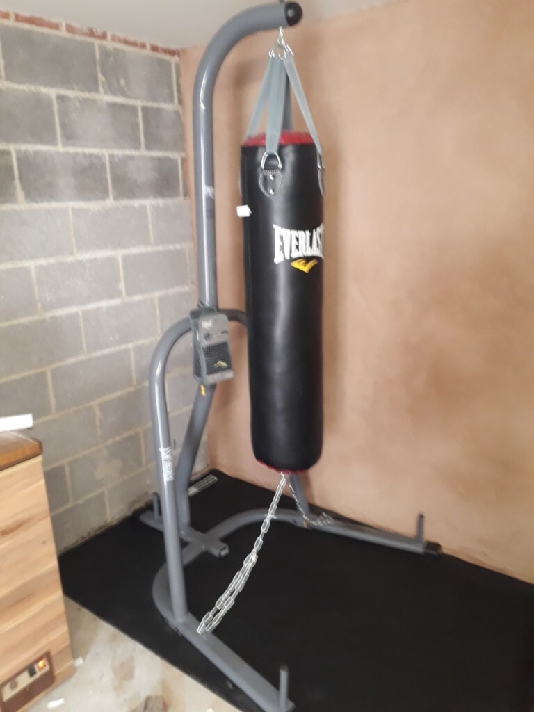 Everlast Boxing Heavy Punch Bag Stand Uk