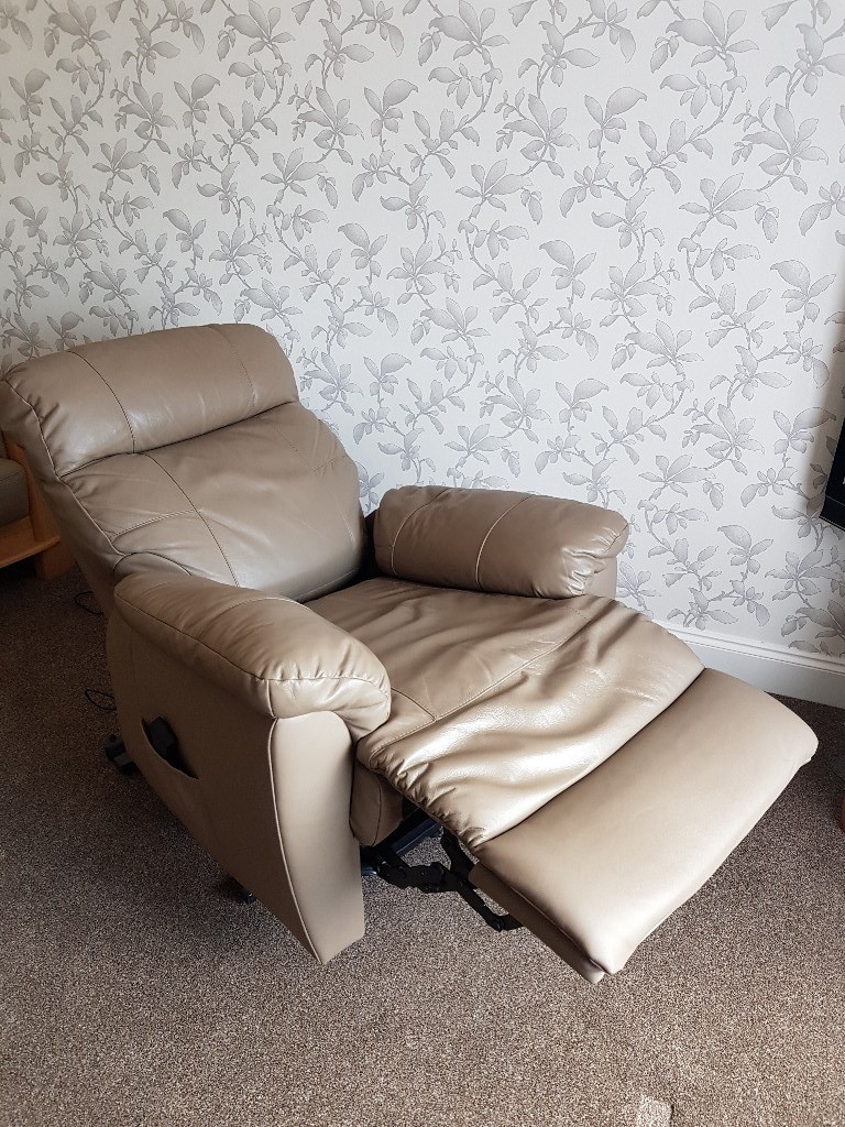 ELECTRIC LEATHER RISER RECLINER CHAIR RISE & RECLINE ARMCHAIR MOBILITY