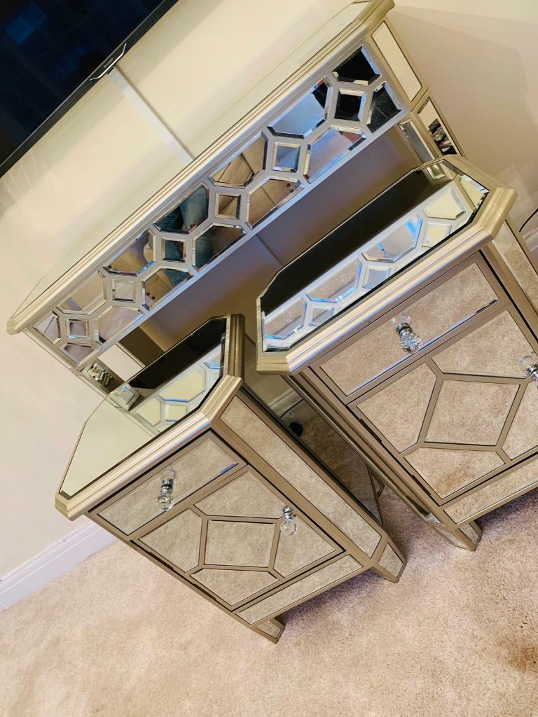 Harveys furniture bargain mirrored in Milnrow, Manchester Gumtree