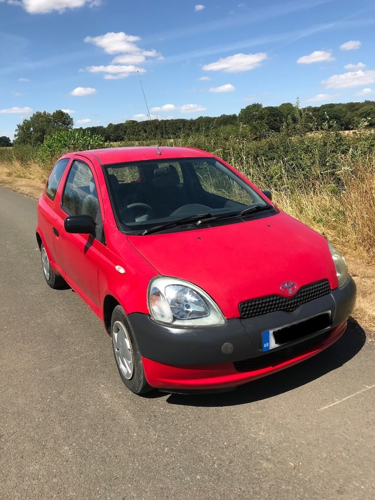 Toyota yaris 2001