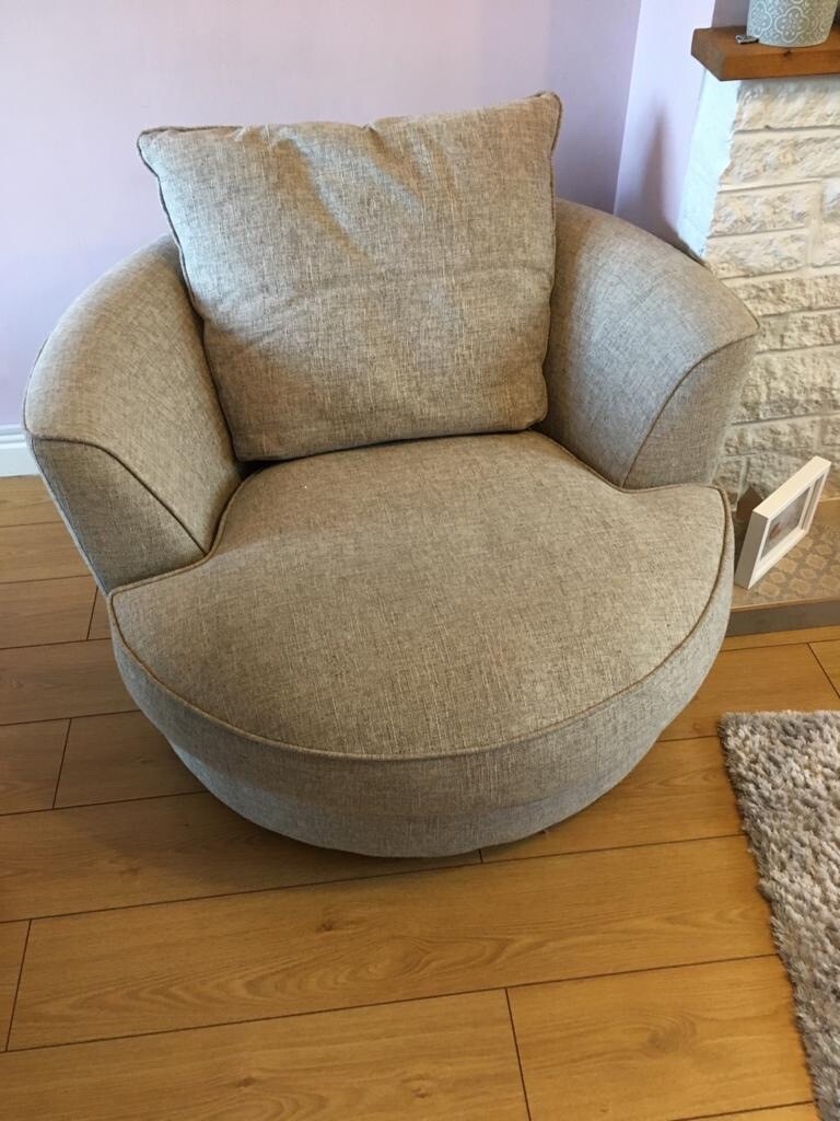 Light grey Swivel chair - hardly used | in Swindon, Wiltshire | Gumtree