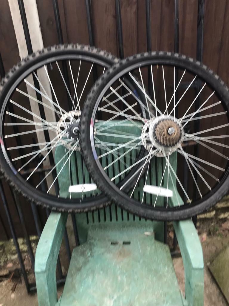 mountain bike wheels 26 x 1.95