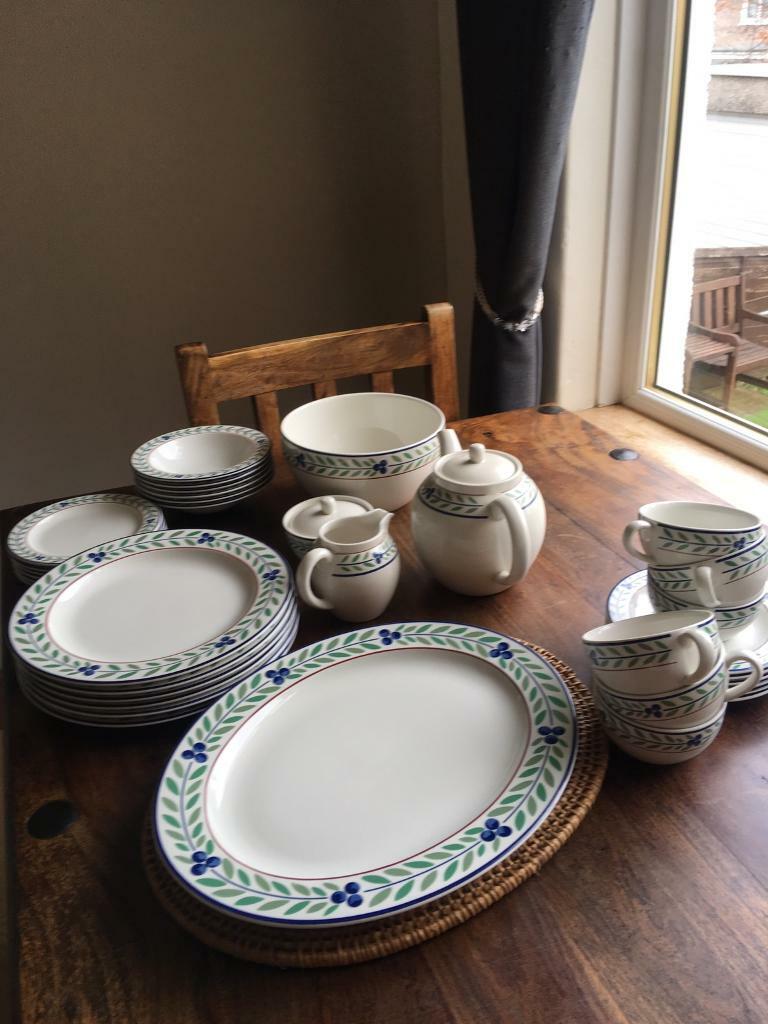 Habitat dinner set in Glasgow Gumtree