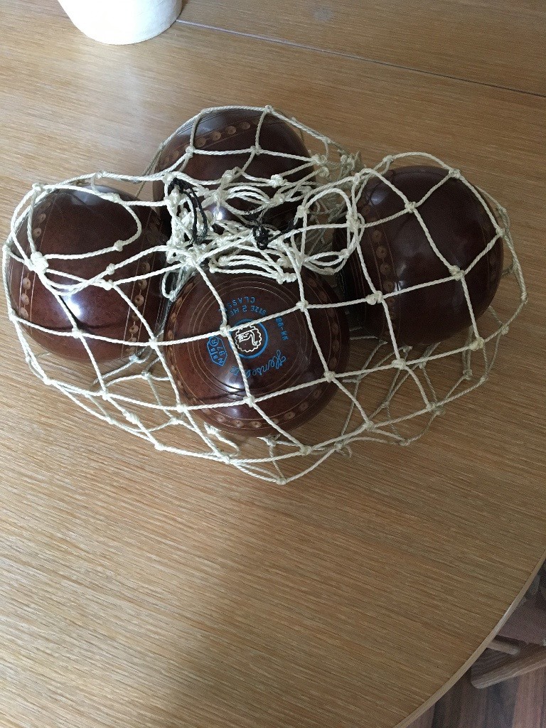 Ladies Bowls Size 2 Medium in Cowdenbeath, Fife Gumtree