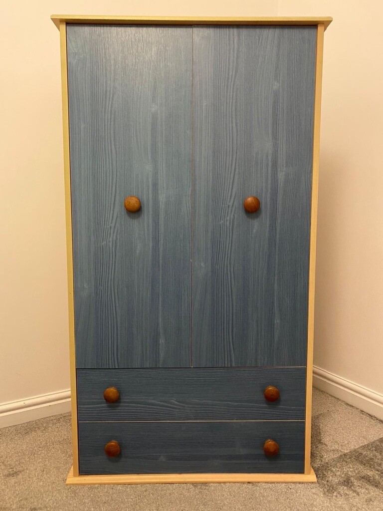 Children S Bedroom Furniture Set Wardrobe And 2x Bedside Tables