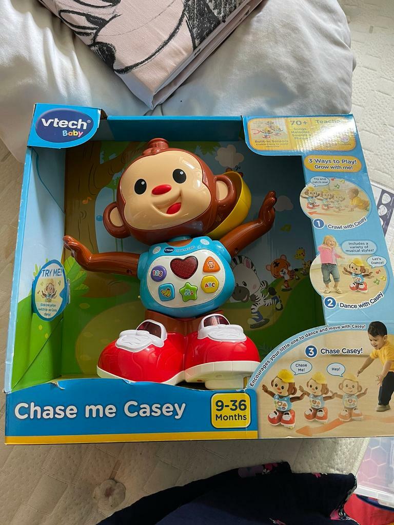 VTech Chase Me Casey - Interactive Skating Monkey Toy For Babies & Toddlers