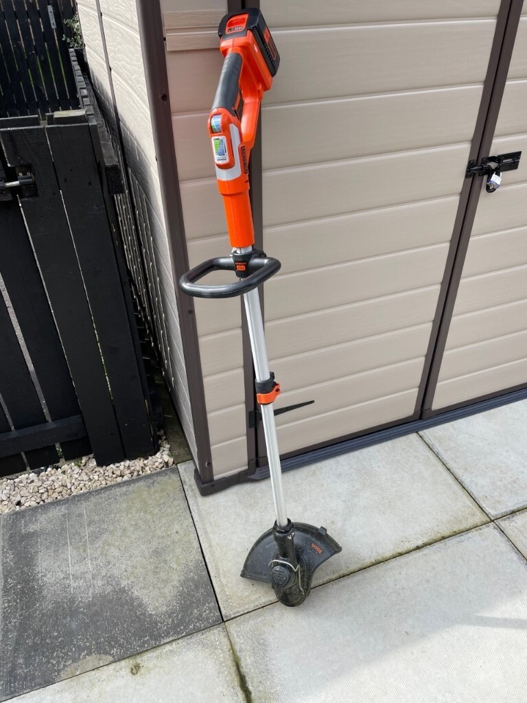 BLACK+DECKER GLC3630L20 Battery powered strimmer in Glasgow Gumtree