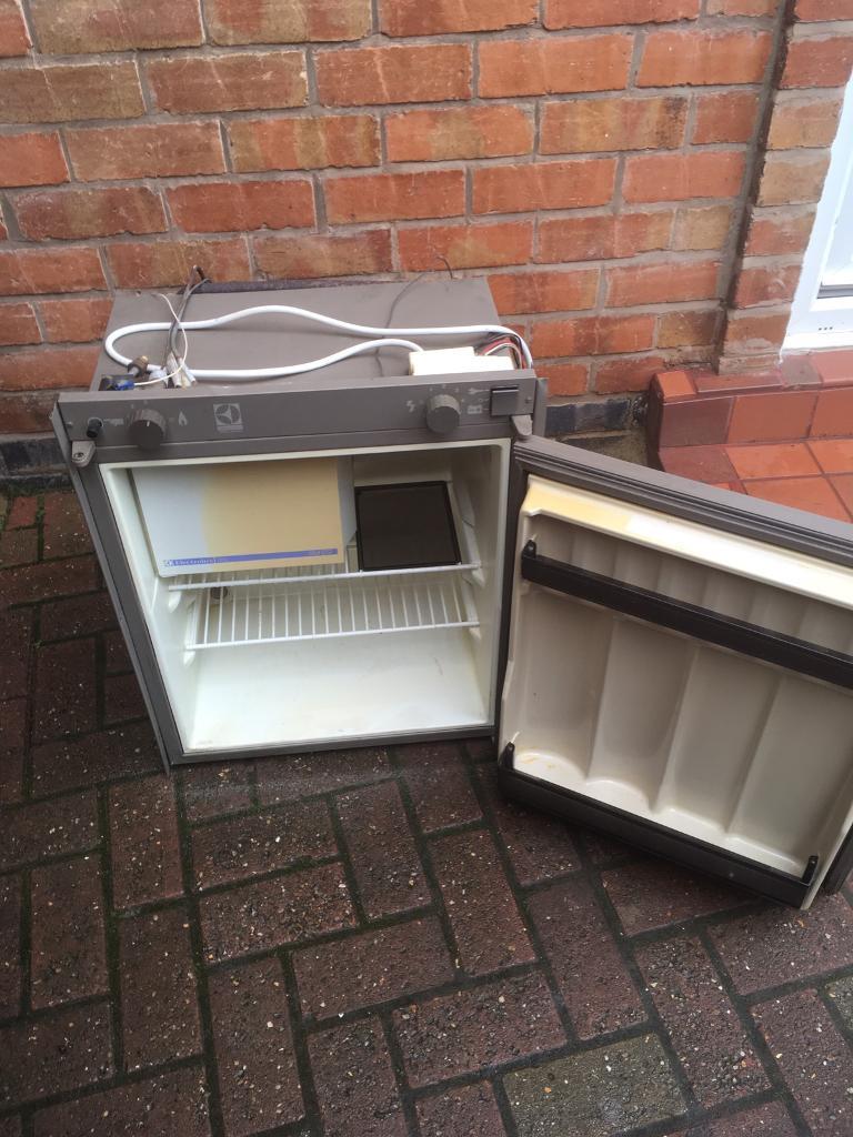 3 way electrolux fridge freezer 12v gas 240v mains campervan caravan boat Le3, RM212F in