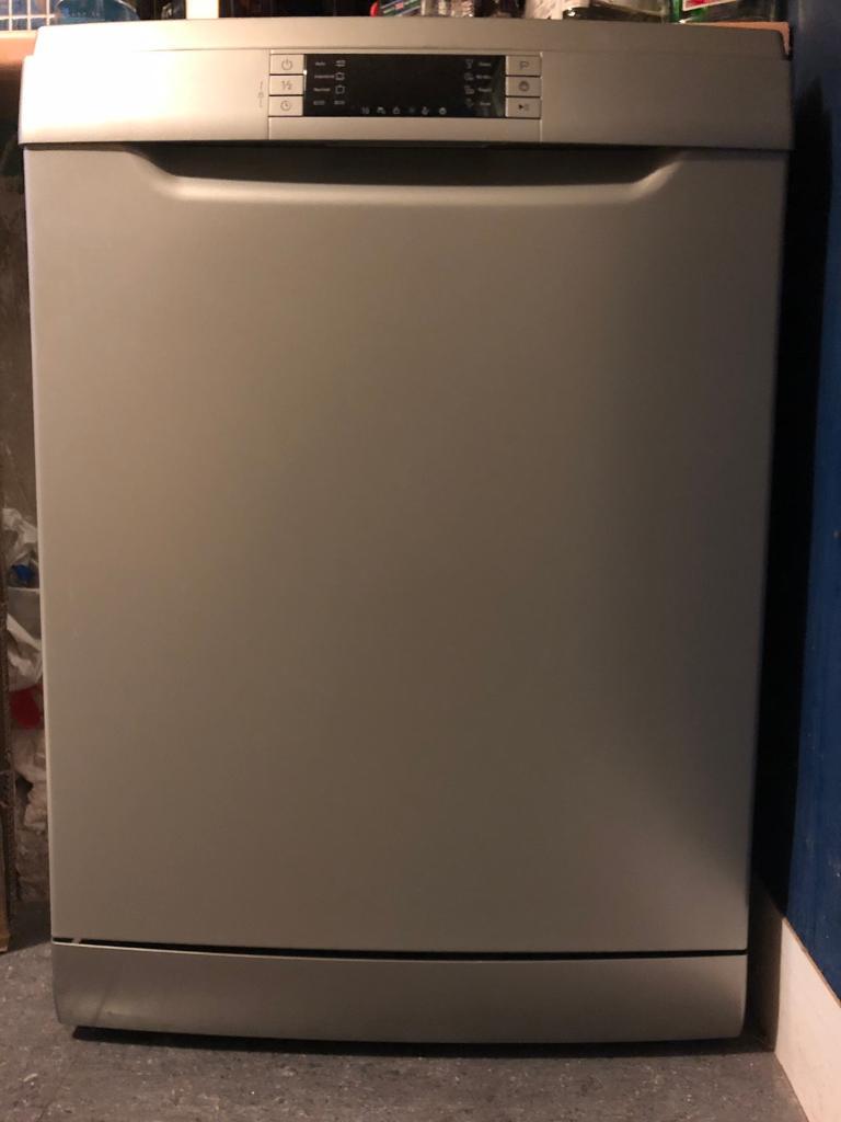 Kenwood KDW60S16 Dishwasher in Lockleaze, Bristol Gumtree