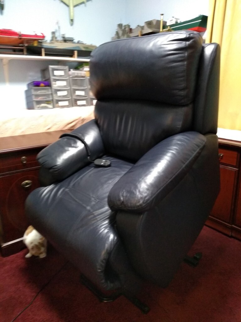 TiMotion Electronic Riser/Recliner Leather Chair in St Andrews, Fife