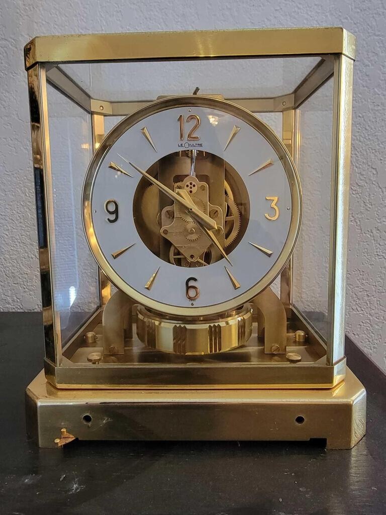 LE COULTRE & CIE 15 JEWELS METAL CALIBER 528-8 15 ATMOS SWISS