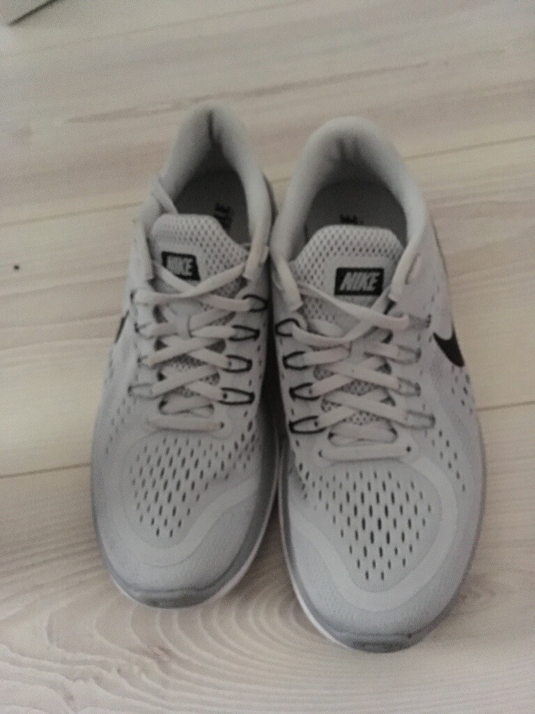 Men’s size 7 light grey Nike running shoes in East End, Glasgow Gumtree