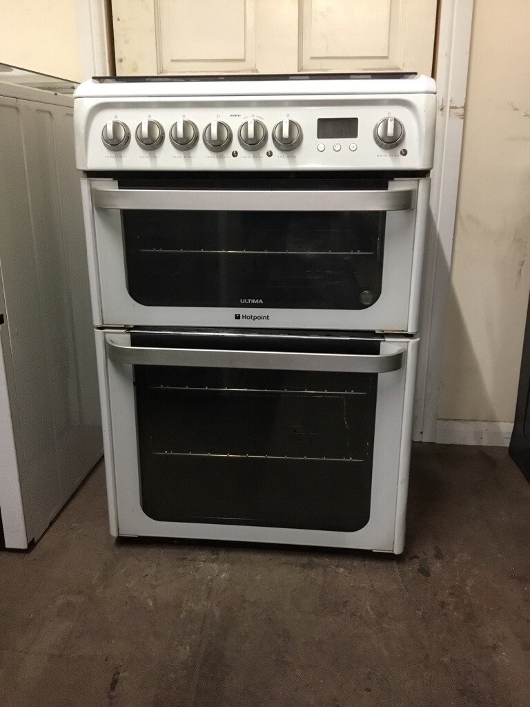Hotpoint ultima dual fuel gas cooker 60cm FSD double oven 3 months