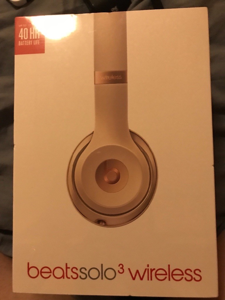 Beats by Dre solo 3 wireless gold edition brand new in box in Bampton