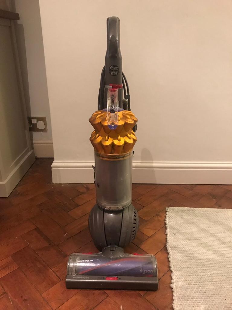 window sill vacuum cleaner