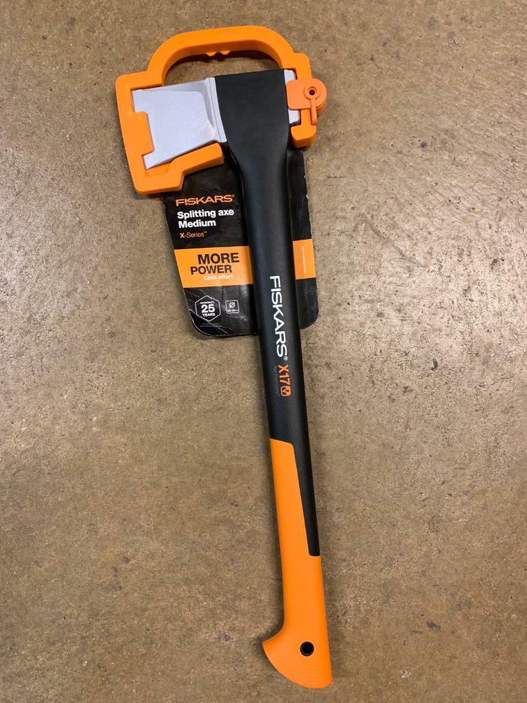 Fiskars Splitting Axe X17 Brand New in Devizes, Wiltshire Gumtree