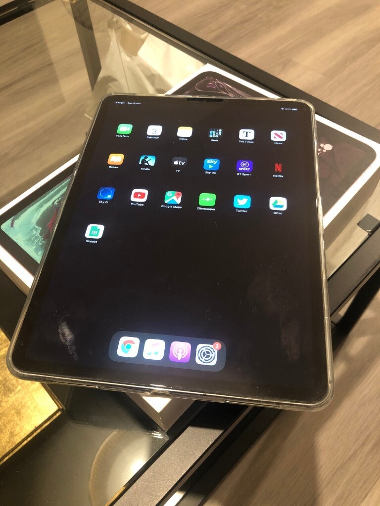 Apple iPad Pro 11" (A1934), 64GB, Cellular, UNLOCKED, Space Grey, VGC