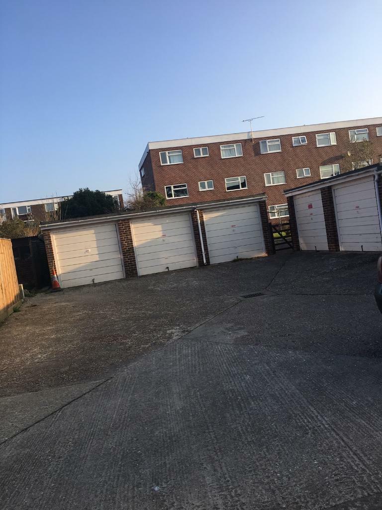 Garage available for rent in New Milton, Hampshire Gumtree