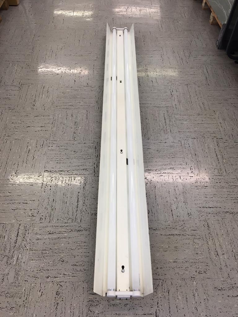 8ft twin fluorescent light fitting and tubes in Newtownabbey, County