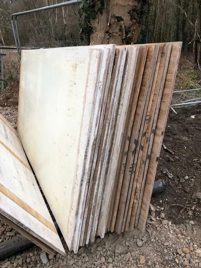 8x4 ply boards 18mm thick site hoarding sheets in Coxheath, Kent