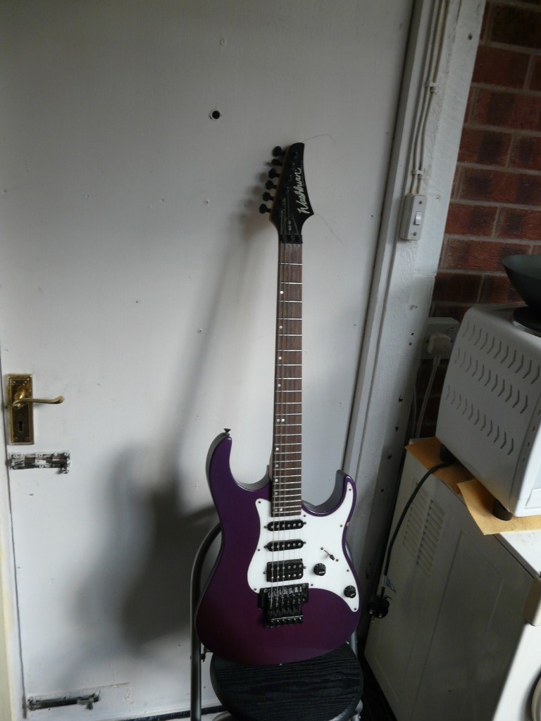 Washburn Mercury Series MG40 Floyd Rose guitar in Chesterfield